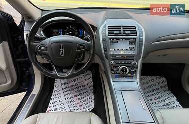 Седан Lincoln MKZ 2016 в 