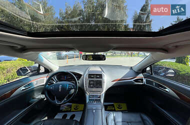 Седан Lincoln MKZ 2014 в 