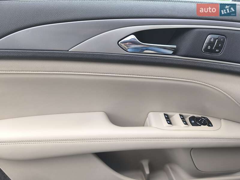 Седан Lincoln MKZ 2019 в Києві