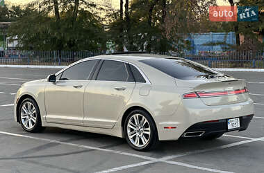 Седан Lincoln MKZ 2014 в 