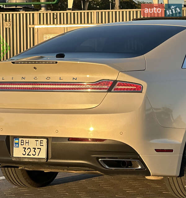 Седан Lincoln MKZ 2014 в Одессе