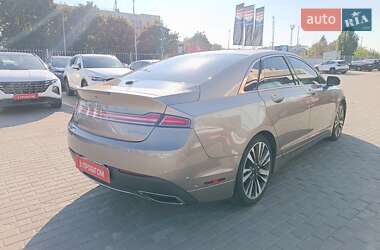 Седан Lincoln MKZ 2019 в 