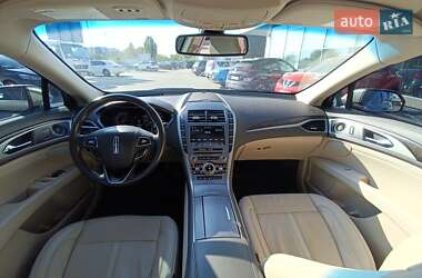 Седан Lincoln MKZ 2019 в 