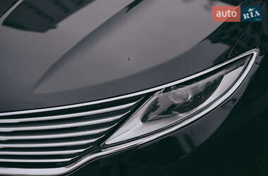 Седан Lincoln MKZ 2014 в 