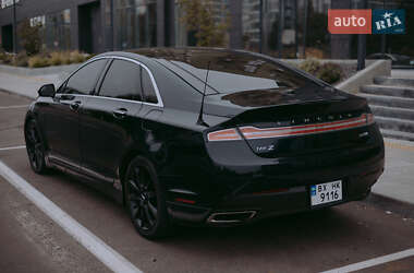 Седан Lincoln MKZ 2014 в 
