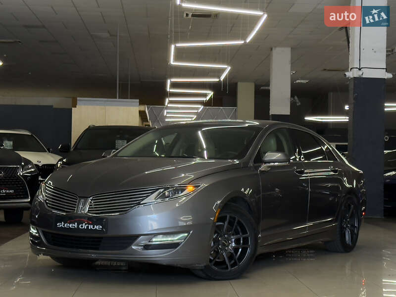 Седан Lincoln MKZ 2014 в 
