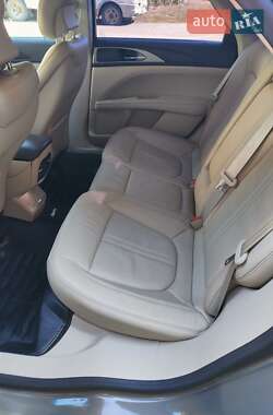 Седан Lincoln MKZ 2016 в 