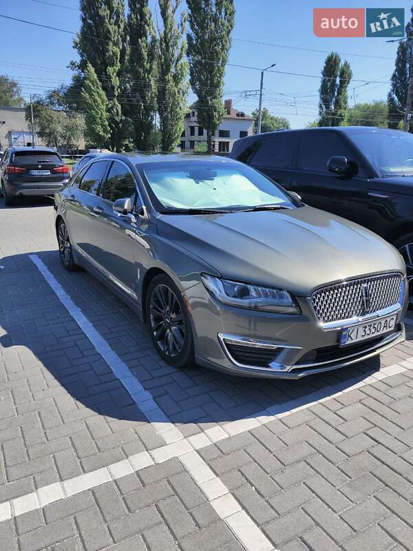 Седан Lincoln MKZ 2016 в 