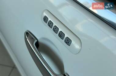 Седан Lincoln MKZ 2012 в 