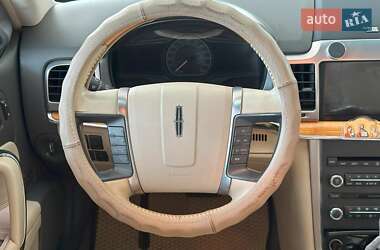 Седан Lincoln MKZ 2012 в 