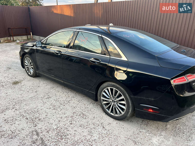 Lincoln MKZ 2016