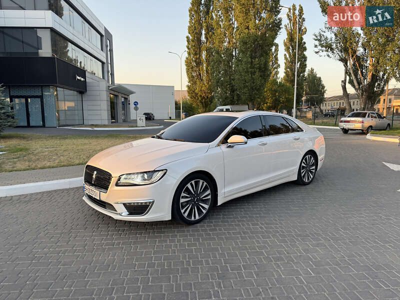 Lincoln MKZ 2016