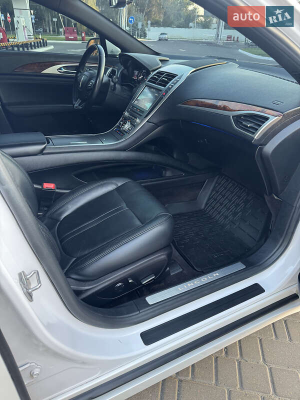 Седан Lincoln MKZ 2016 в Одессе
