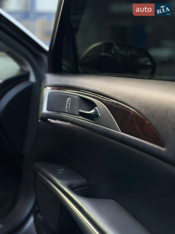 Седан Lincoln MKZ 2014 в Киеве
