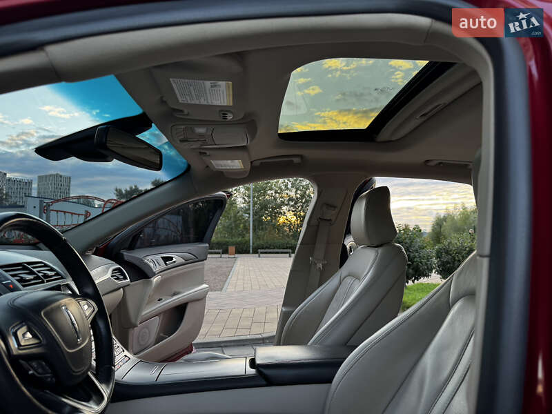 Седан Lincoln MKZ 2020 в Киеве