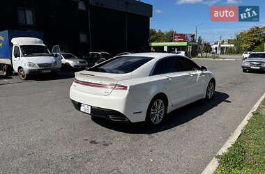 Седан Lincoln MKZ 2013 в 