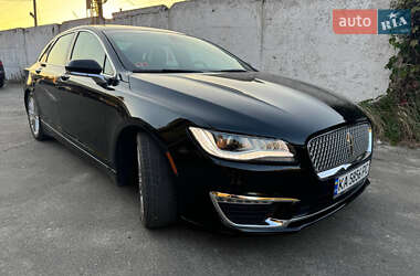 Седан Lincoln MKZ 2019 в 