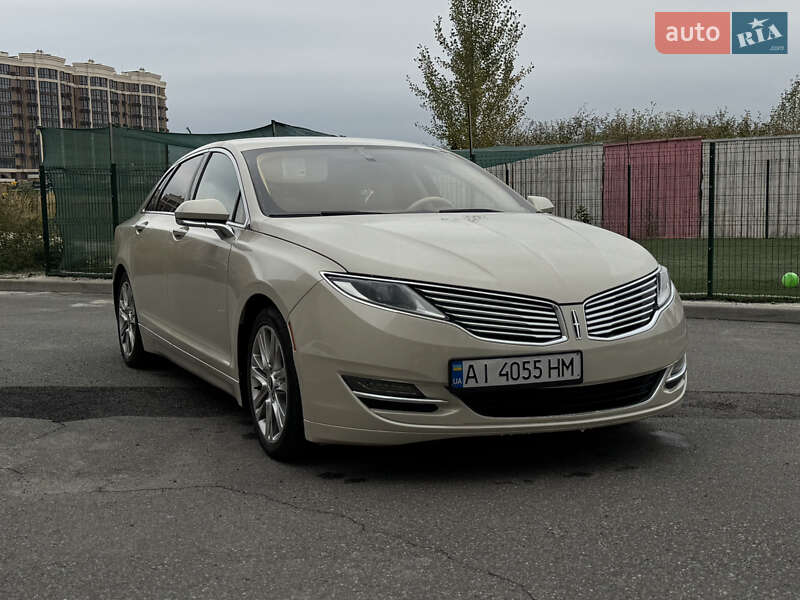 Lincoln MKZ 2014