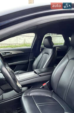 Седан Lincoln MKZ 2017 в 