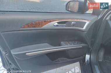 Седан Lincoln MKZ 2013 в 