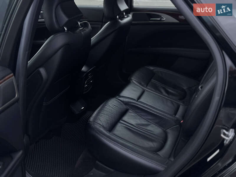 Седан Lincoln MKZ 2016 в Киеве