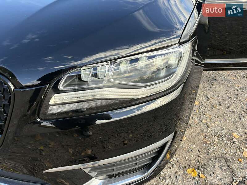 Седан Lincoln MKZ 2016 в Ужгороді