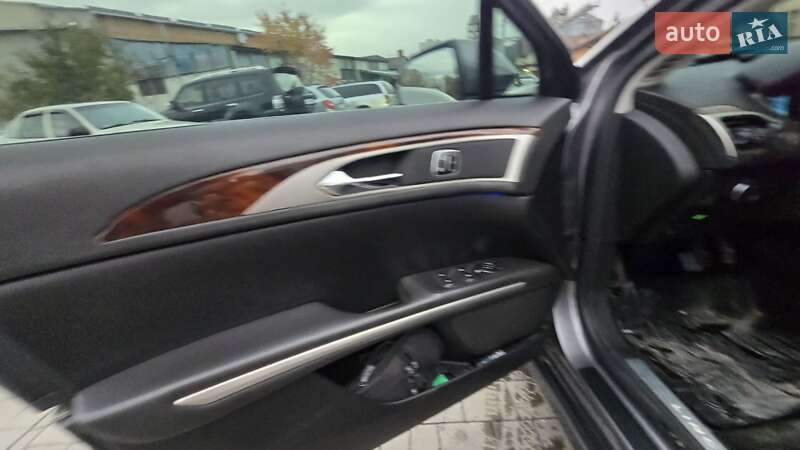 Седан Lincoln MKZ 2013 в Бродах