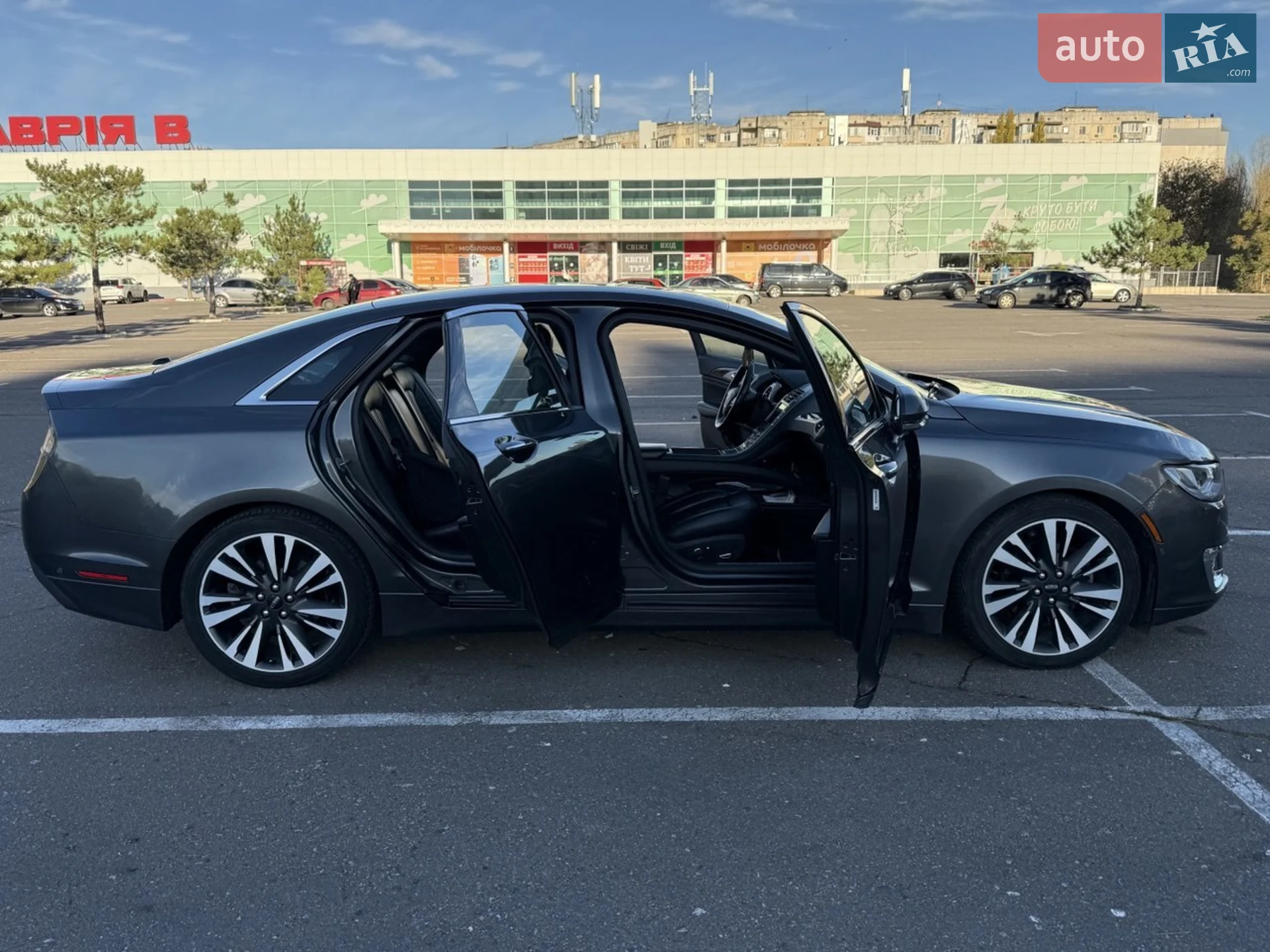 2020 Lincoln MKZ - мініатюра 20