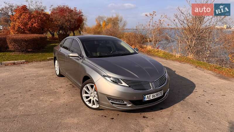 Lincoln MKZ 2015