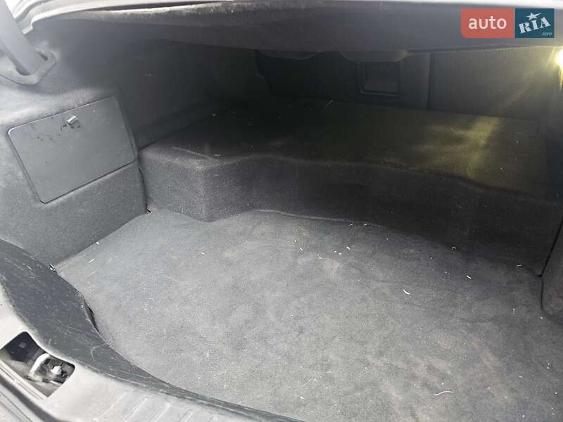 Седан Lincoln MKZ 2016 в Києві фото 5 Седан Lincoln MKZ 2016 в Києві