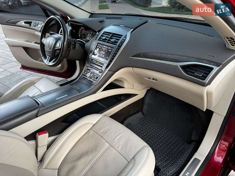 Седан Lincoln MKZ 2020 в Києві