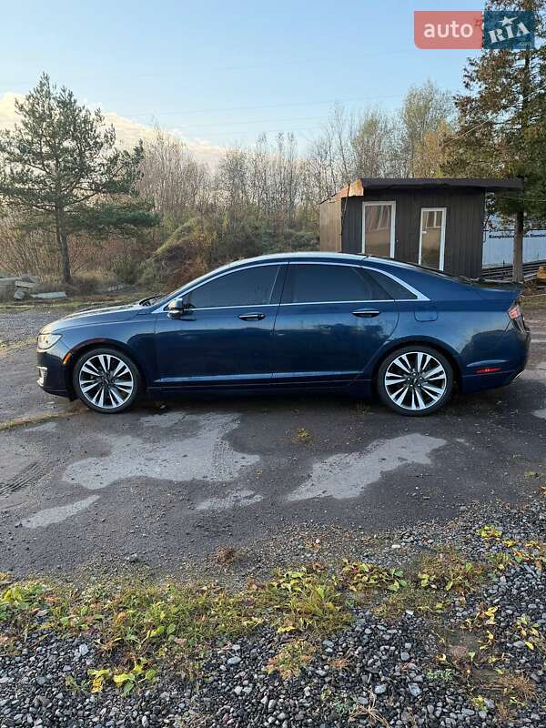 Седан Lincoln MKZ 2017 в Сокалі