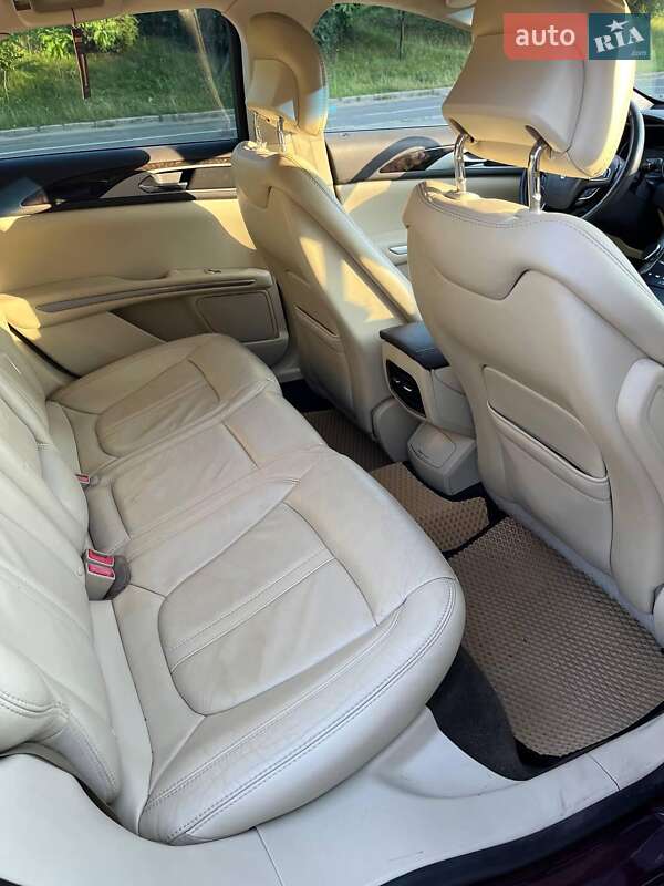 Седан Lincoln MKZ 2013 в Києві