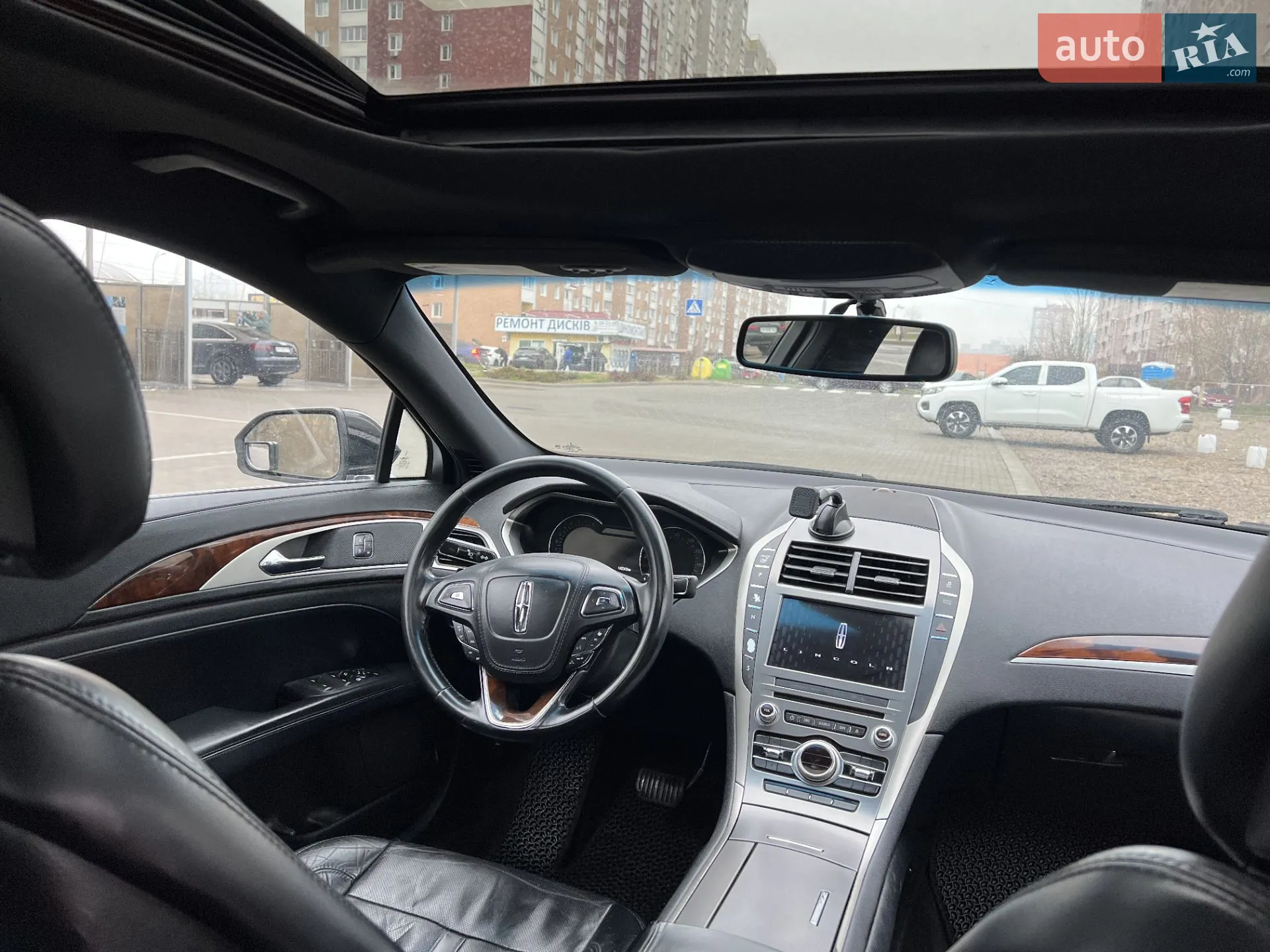 2016 Lincoln MKZ - мініатюра 15