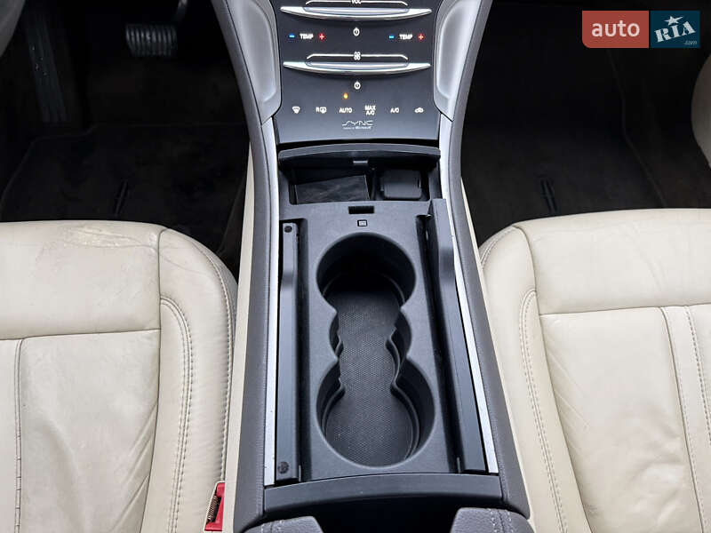 Седан Lincoln MKZ 2014 в Києві