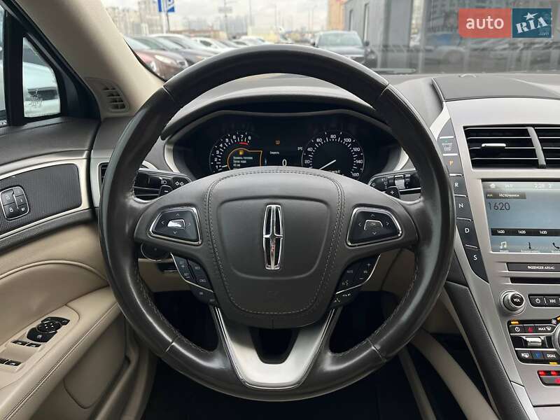 Седан Lincoln MKZ 2018 в Киеве