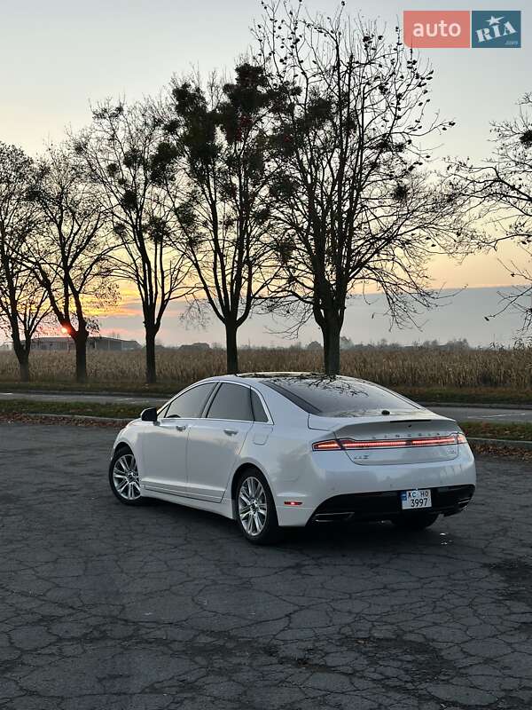 Седан Lincoln MKZ 2014 в Ивано-Франковске