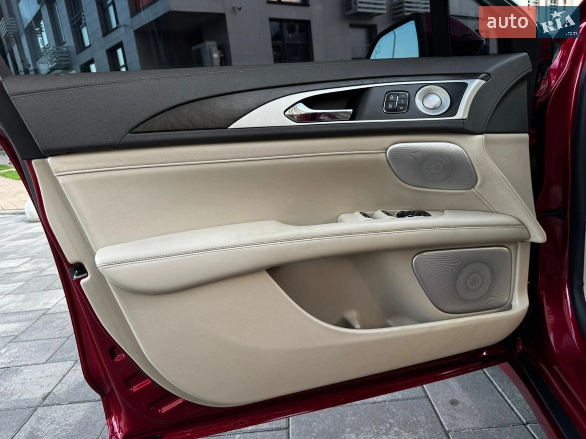 2020 Lincoln MKZ - мініатюра 16