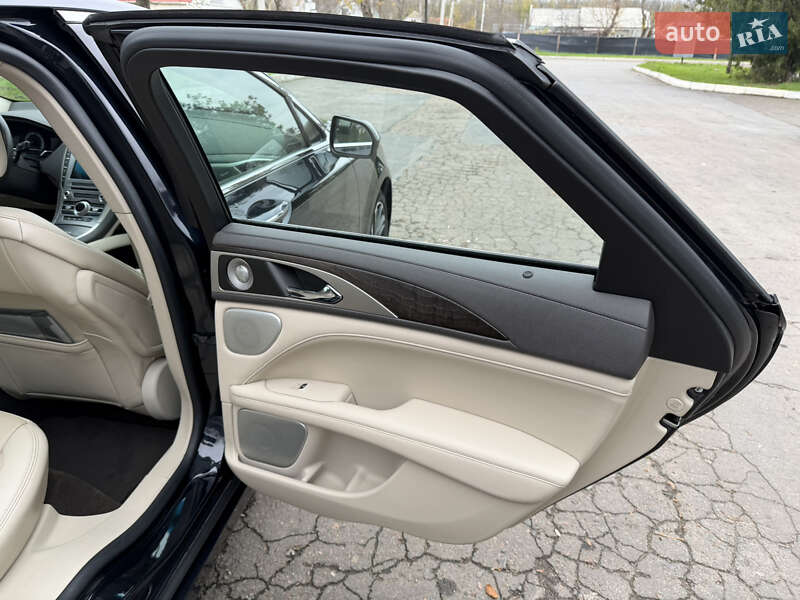 Седан Lincoln MKZ 2019 в Одессе фото 24 Седан Lincoln MKZ 2019 в Одессе