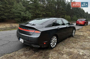 Седан Lincoln MKZ 2015 в Кременчуці