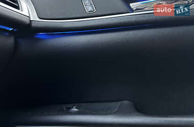 Седан Lincoln MKZ 2015 в Кременчуці