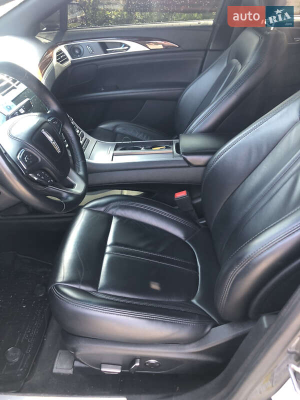 Седан Lincoln MKZ 2019 в Киеве