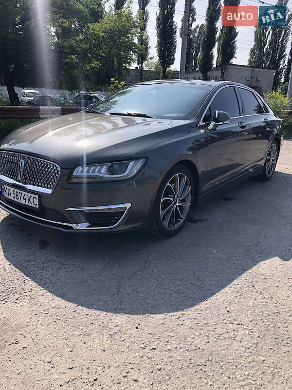 Седан Lincoln MKZ 2019 в Киеве