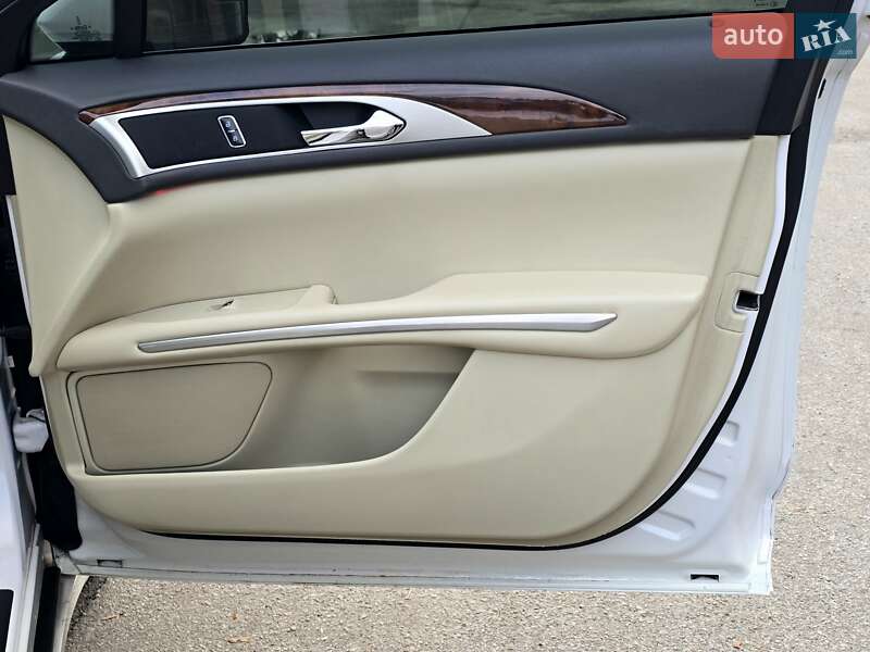 Седан Lincoln MKZ 2014 в Харкові фото 49 Седан Lincoln MKZ 2014 в Харкові