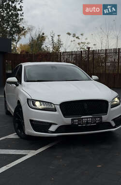 Седан Lincoln MKZ 2018 в Новомосковську