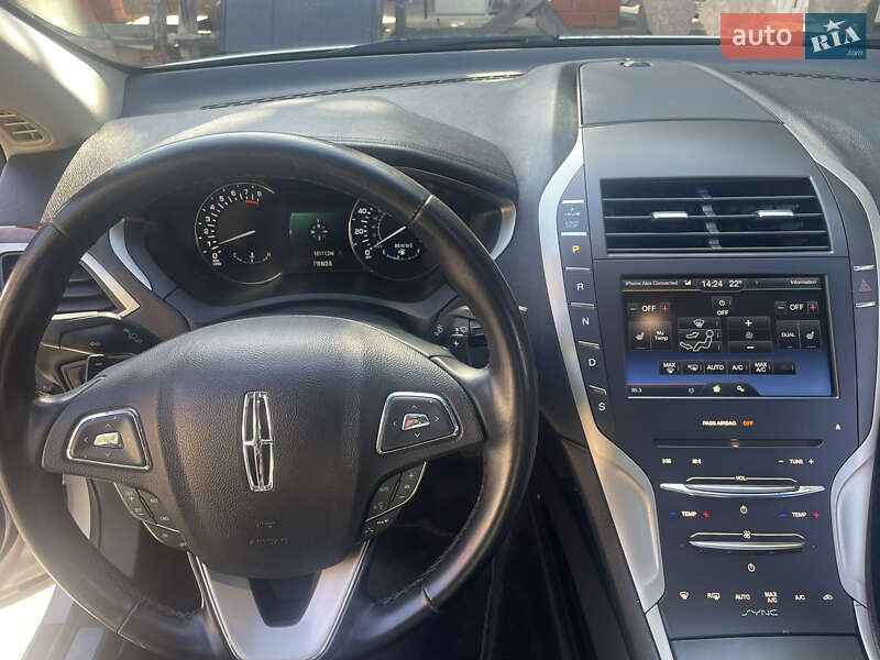 Седан Lincoln MKZ 2015 в Одессе