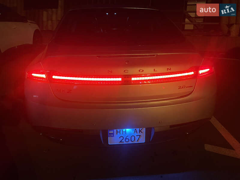 Седан Lincoln MKZ 2015 в Одессе