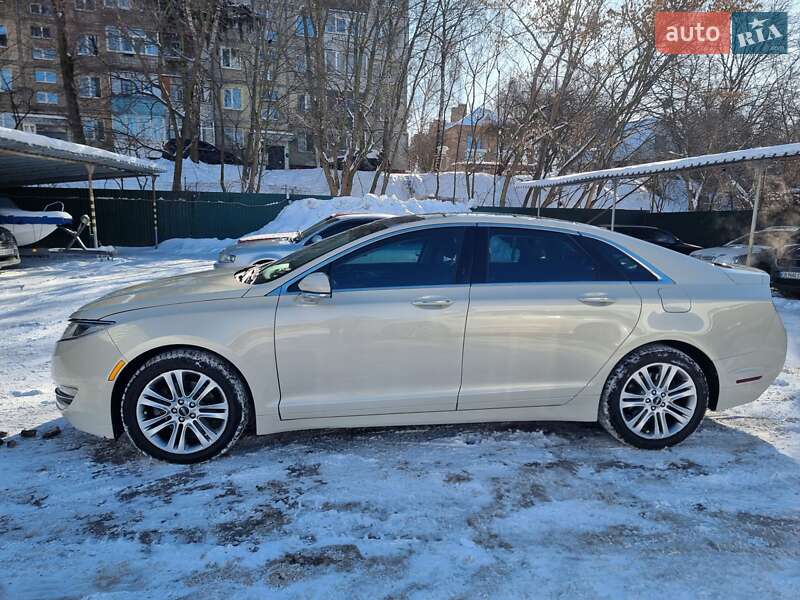 Седан Lincoln MKZ 2015 в Чернигове