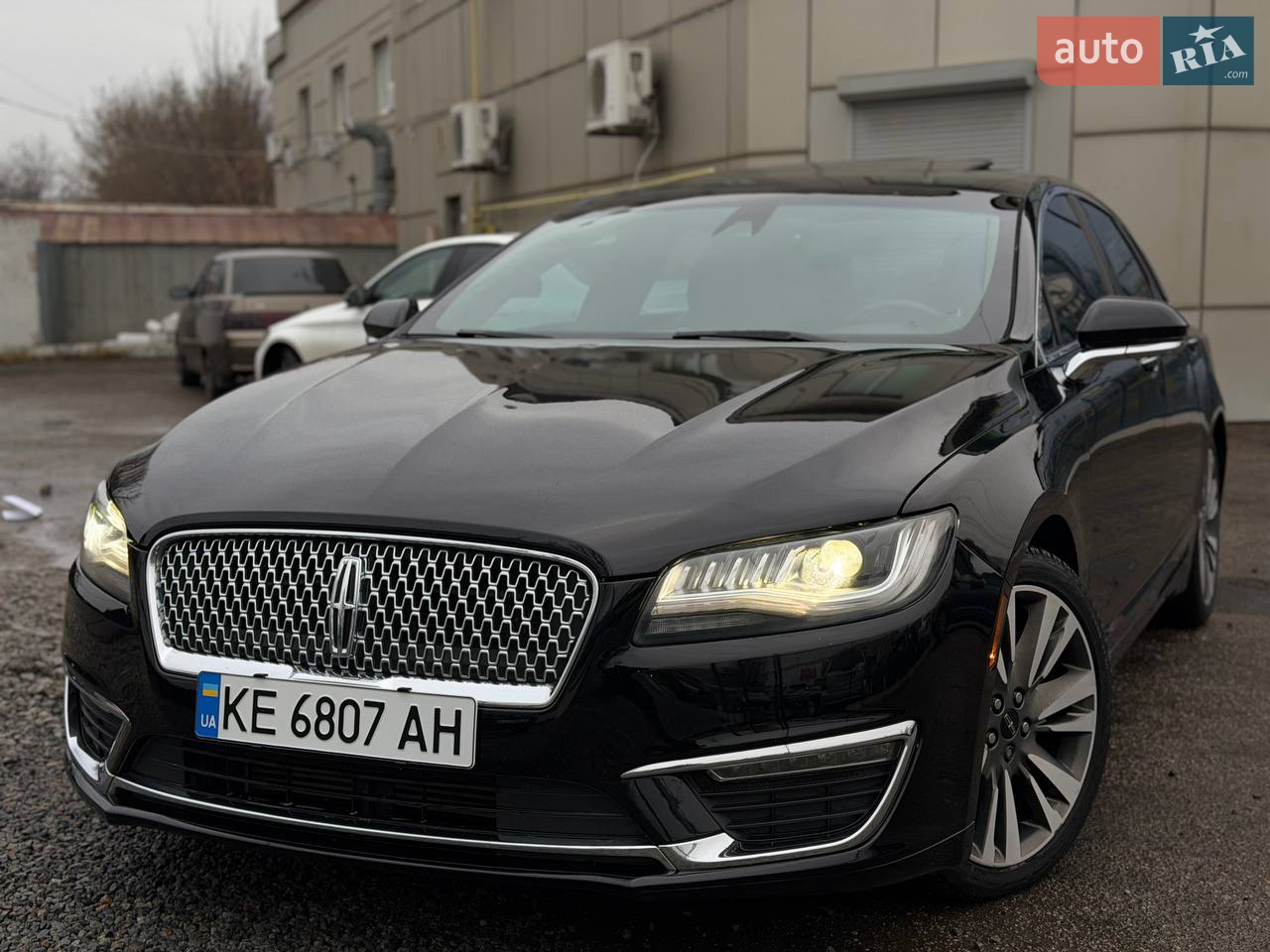 2017 Lincoln MKZ - мініатюра 24