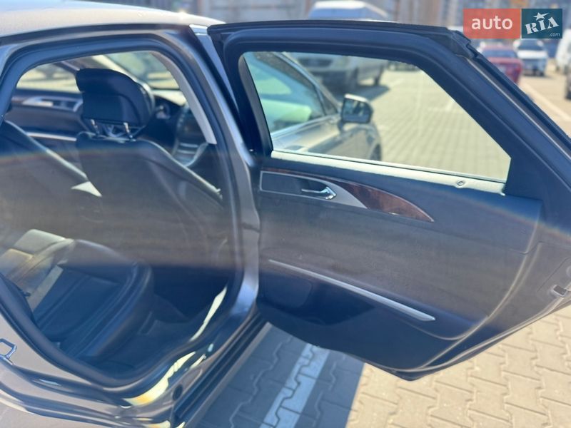 Седан Lincoln MKZ 2014 в Киеве